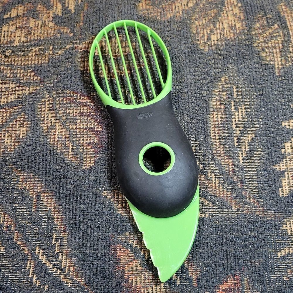 OXO Good Grips 3-in-1 Avocado Slicer #2